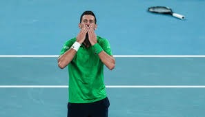 弗里克：佩德里有可能首发；收到消息后我起床看了皇马的集锦