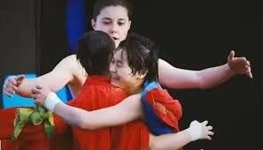 荷兰足协官方：小克鲁伊维特因伤缺战立陶宛，已经返回俱乐部